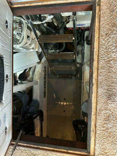 2004 Sabreline 36 Sedan