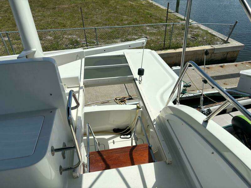 2004 Sabreline 36 Sedan