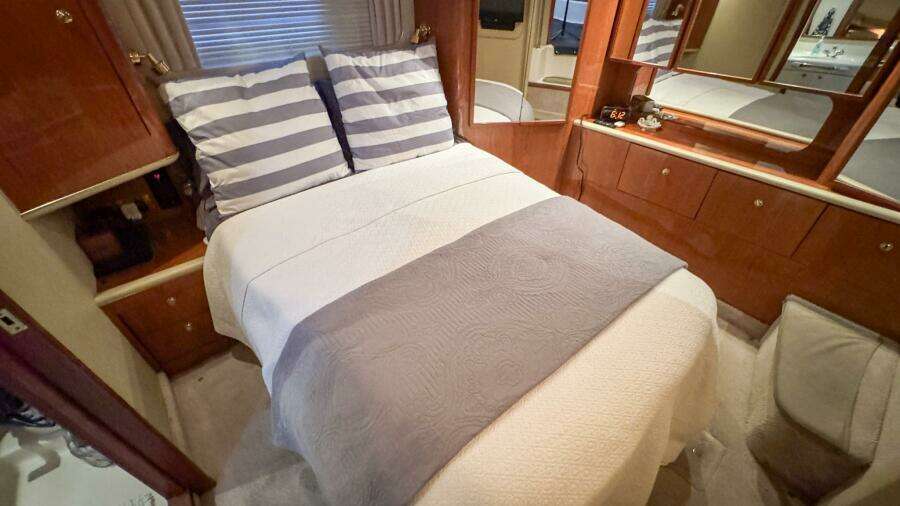 Aft Primary Stateroom