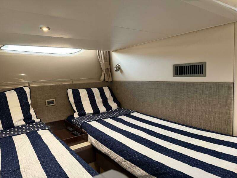 2016 Sea Ray 40 Sundancer