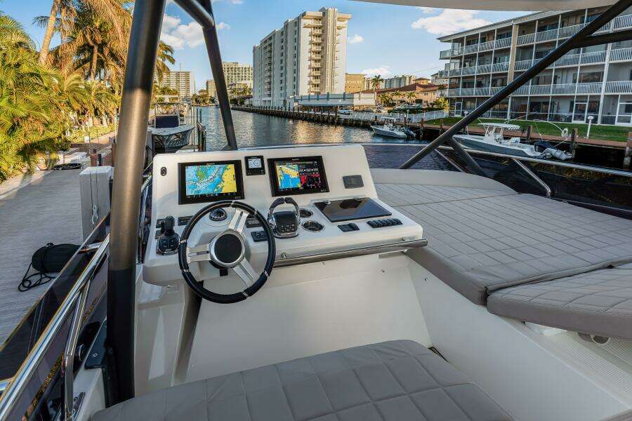 2018 Prestige 520