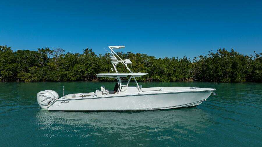 2019 Jupiter 38 HFS