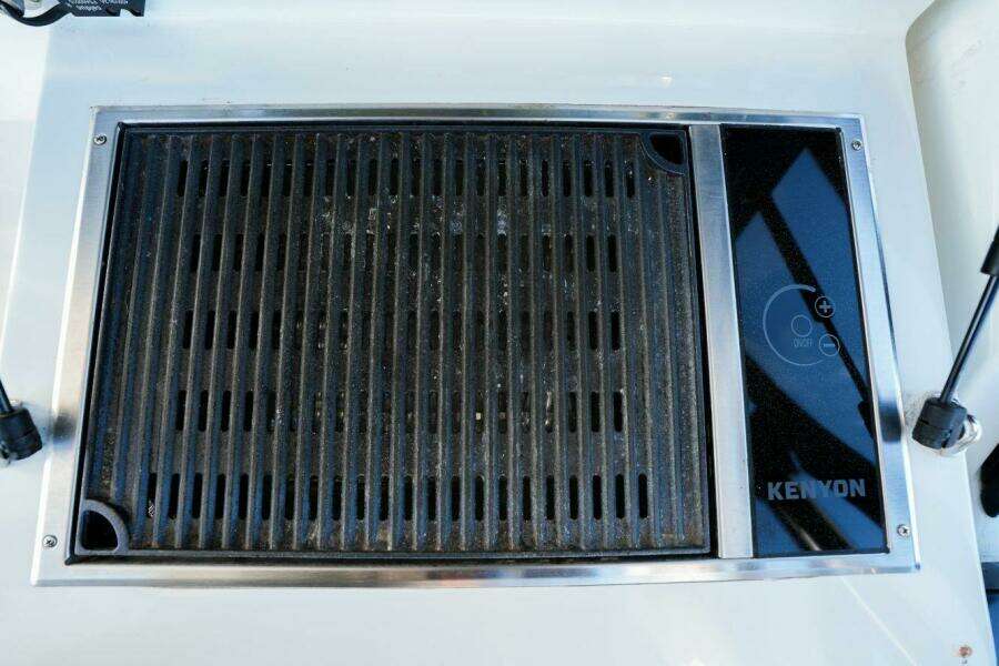 2020 Beneteau Flyer 10