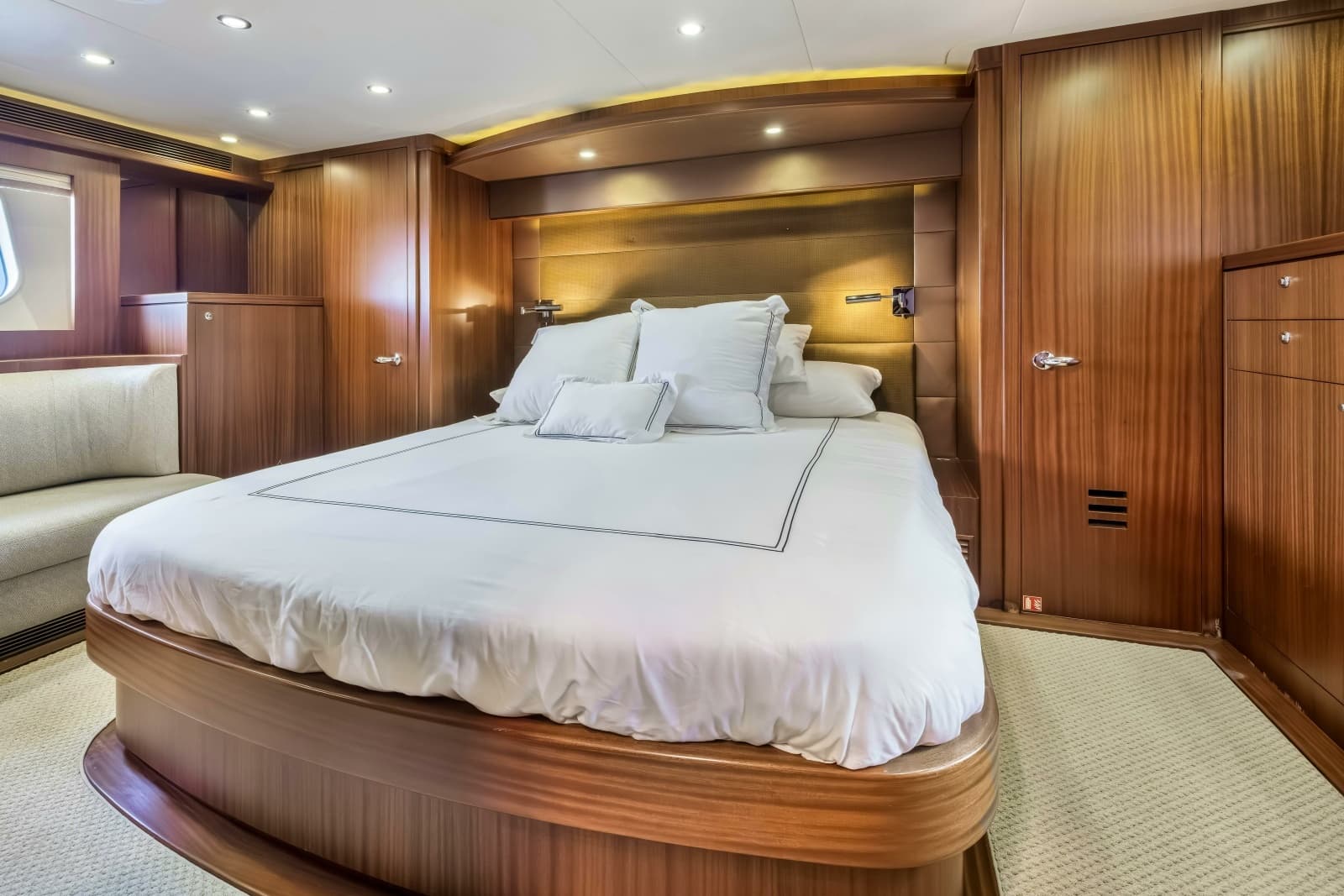 2012 Cheoy Lee Cheoy Lee Bravo 84