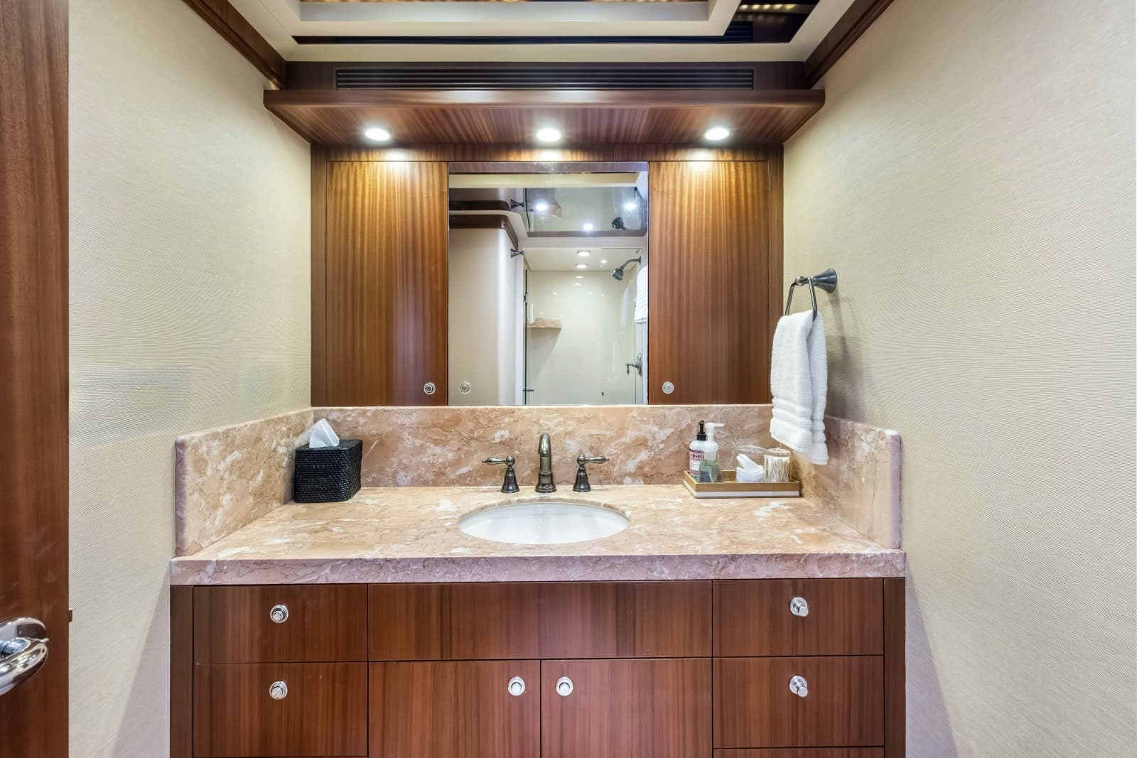 2012 Cheoy Lee Cheoy Lee Bravo 84