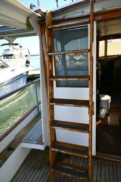 1970 Grand Banks Flybridge Trawler