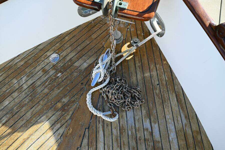 1970 Grand Banks Flybridge Trawler