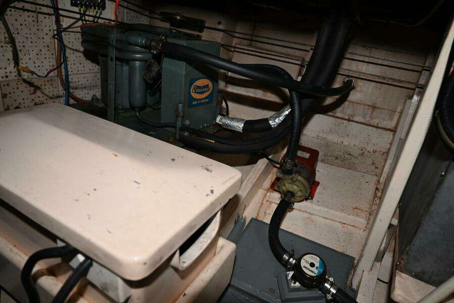 1970 Grand Banks Flybridge Trawler