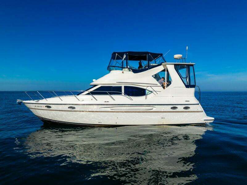 1999 Maxum 4100 SCA Motor Yacht