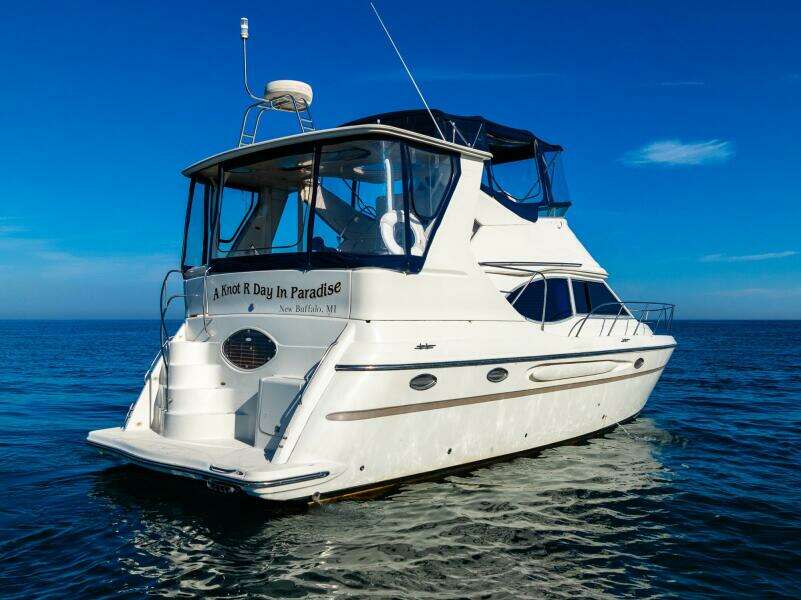 1999 Maxum 4100 SCA Motor Yacht