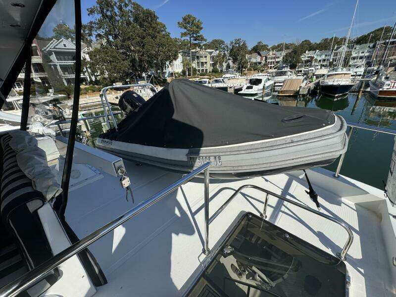 2004 Altima 55 Pilothouse