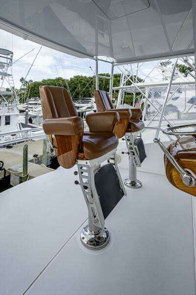 Viking 64 - Big Blue - Flybridge