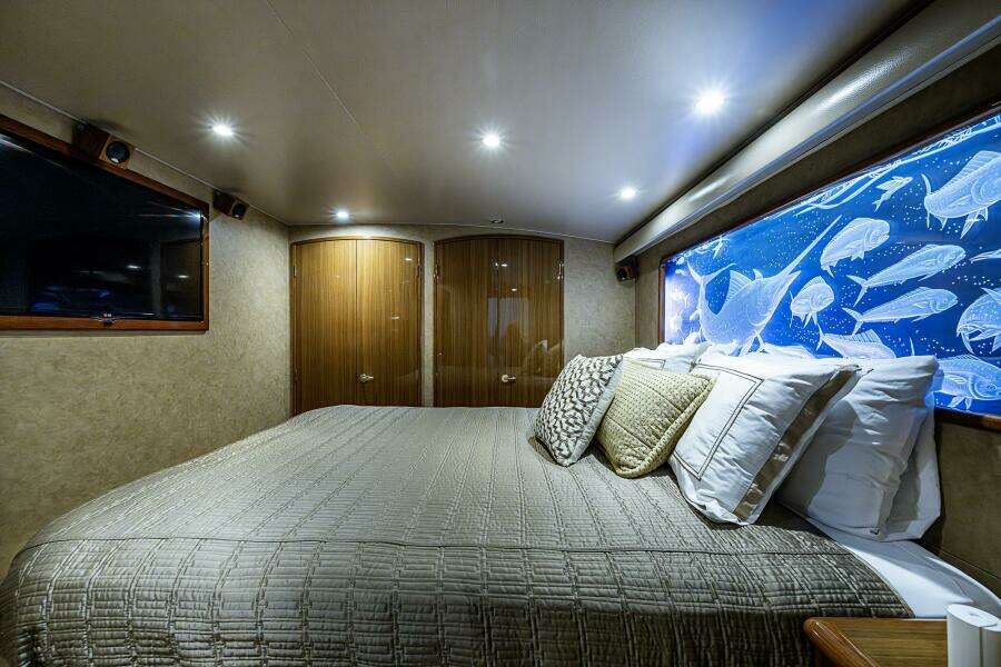 Viking 64 - Big Blue - Master Stateroom