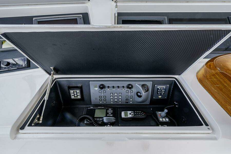 Viking 64 - Big Blue - Flybridge