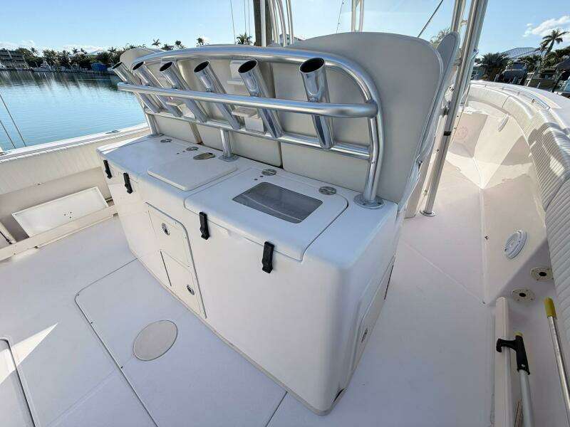 2011 Grady-White Caynon 336