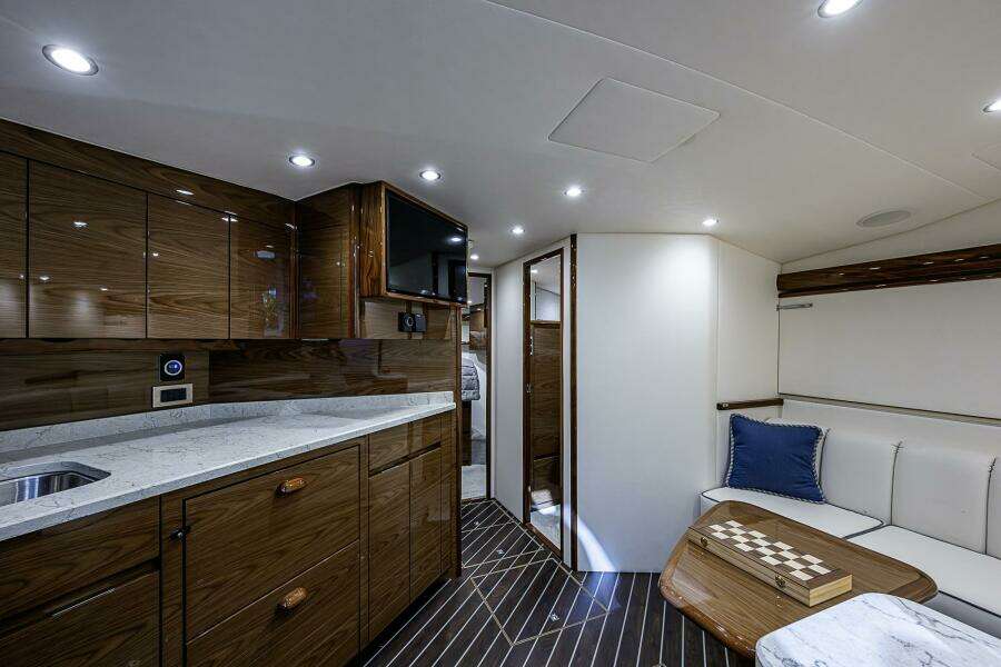 Viking 48 - Salty Soul - Galley