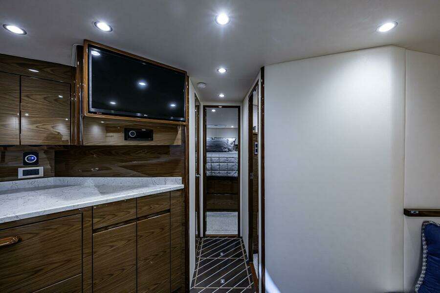 Viking 48 - Salty Soul - Galley