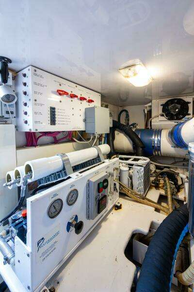 Viking 48 - Sweet Melissa - Engine Room