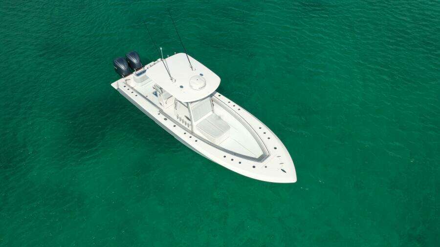 2023 Contender 32 ST