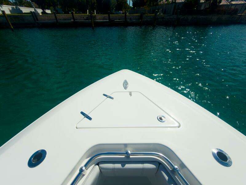 2023 Contender 32 ST