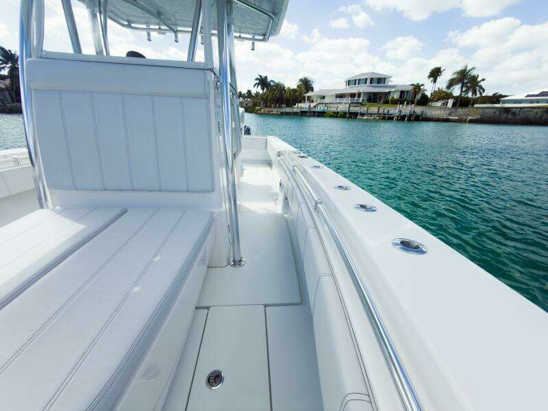 2023 Contender 32 ST