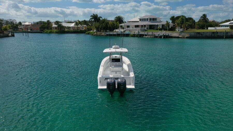 2023 Contender 32 ST