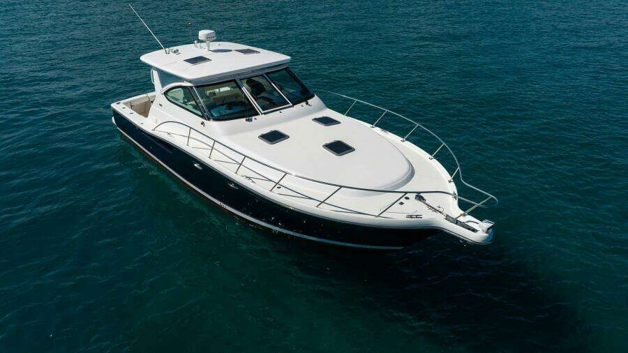 2004 Tiara Yachts 4200 Open