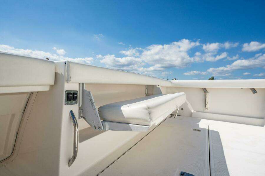 2004 Tiara Yachts 4200 Open