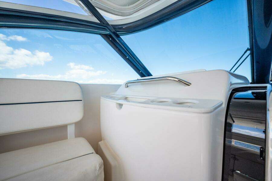 2004 Tiara Yachts 4200 Open