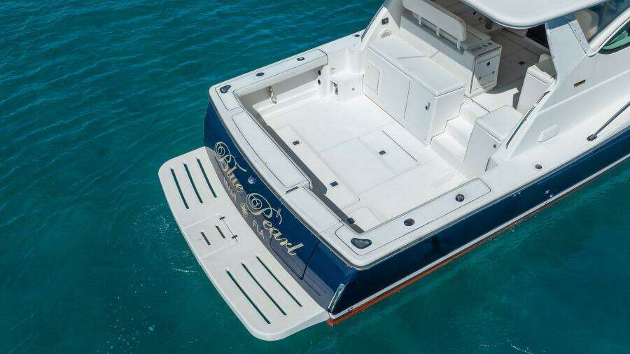 2004 Tiara Yachts 4200 Open