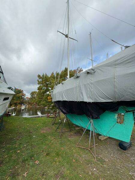 1987 Cape Dory Cape Dory 36