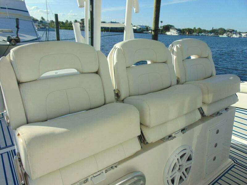 2019 Stamas 390 Tarpon