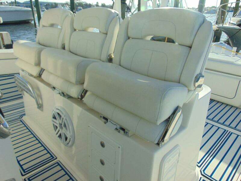 2019 Stamas 390 Tarpon