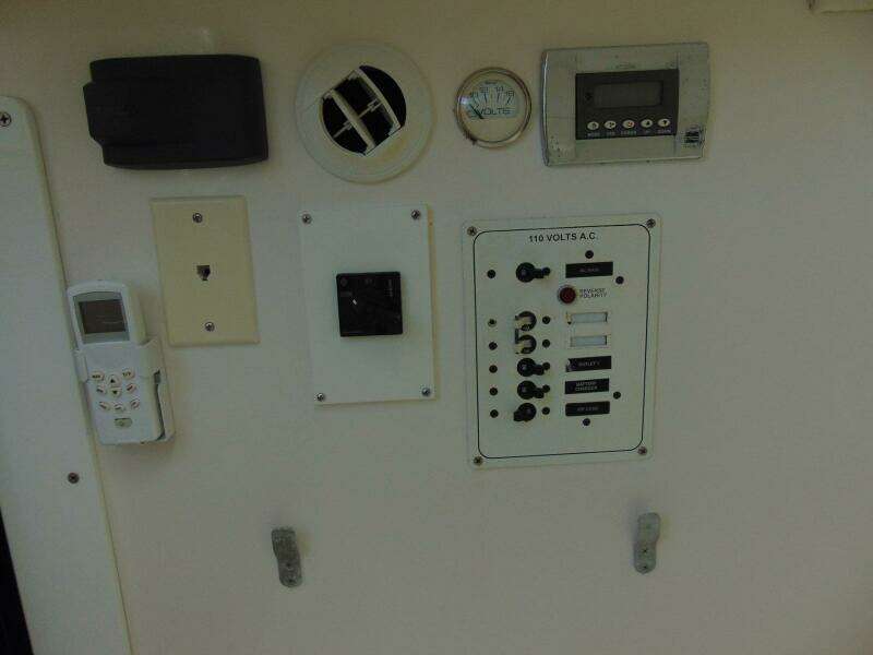 2019 Stamas 390 Tarpon