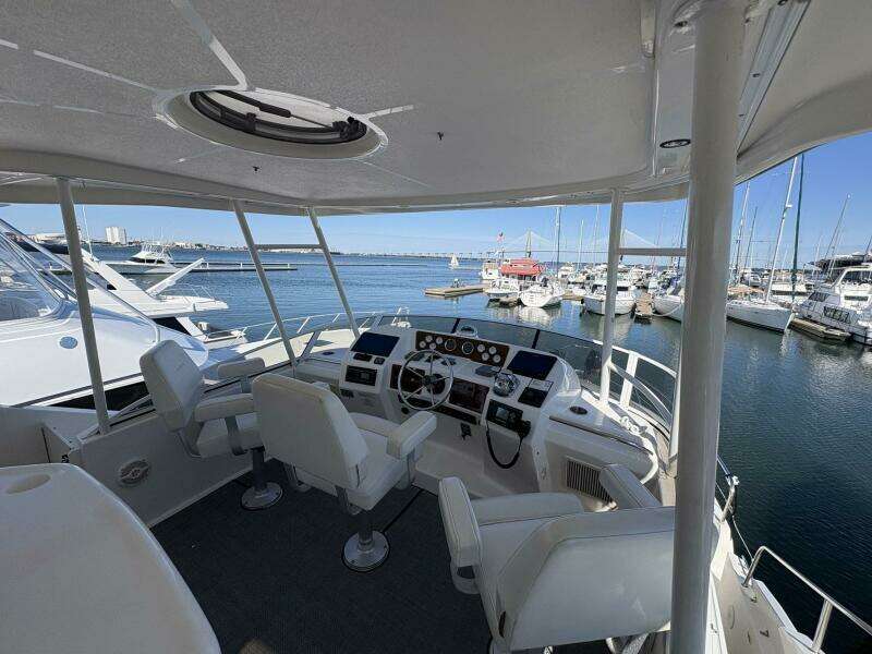 2001 Silverton 453 Motor Yacht