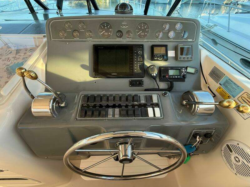 2002 Tiara Yachts 4000 Express