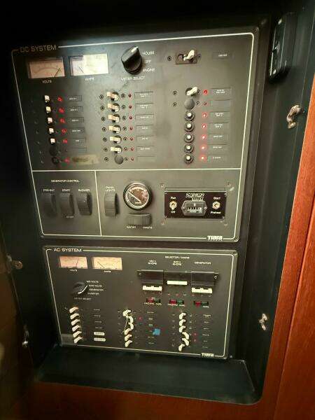 2002 Tiara Yachts 4000 Express