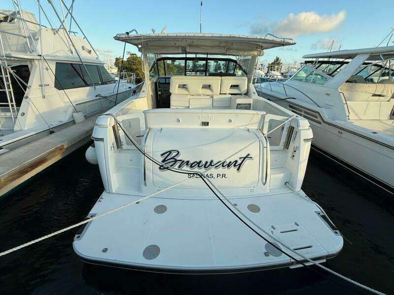 2002 Tiara Yachts 4000 Express