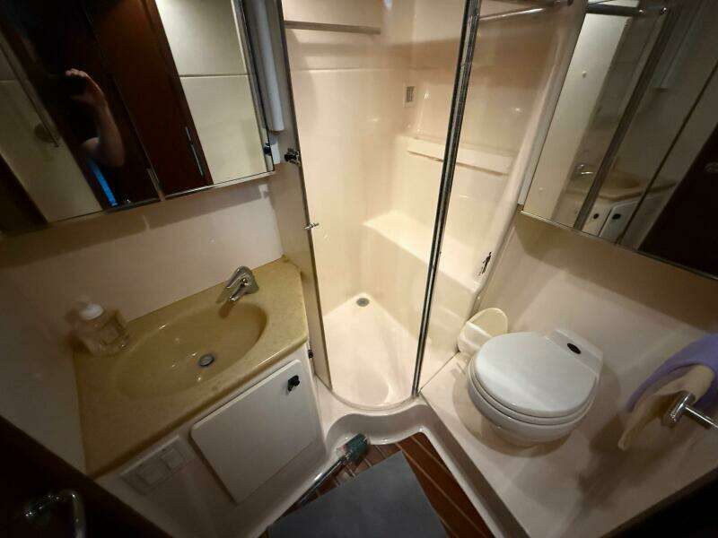 2002 Tiara Yachts 4000 Express