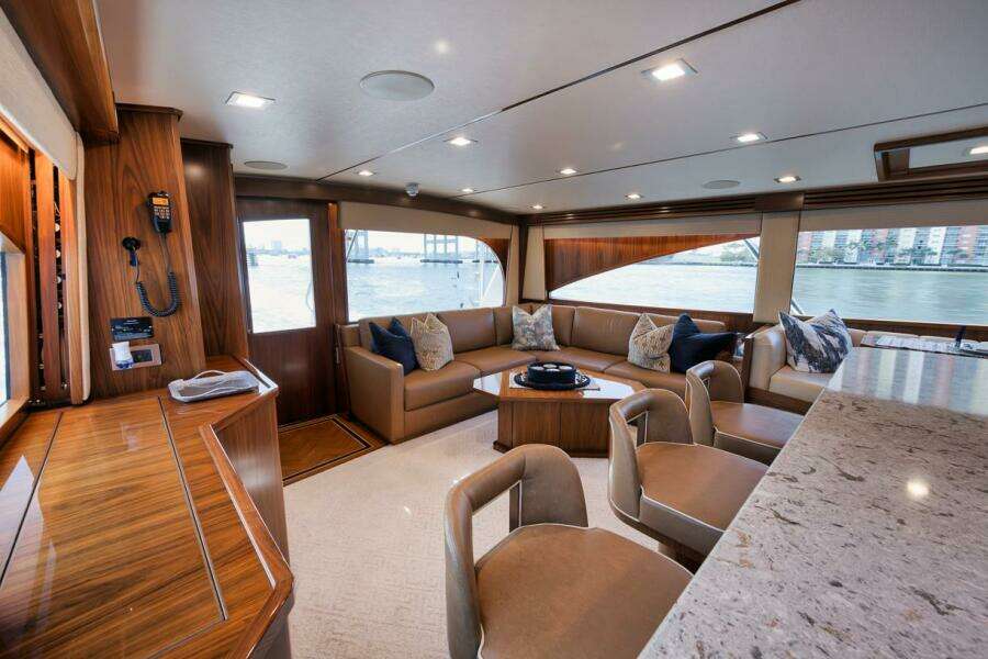 Viking 68 JO-LI - Interior Salon