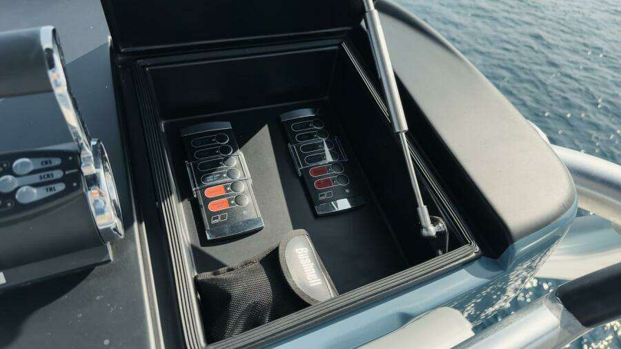 Viking 68 JO-LI - Exterior Flybridge