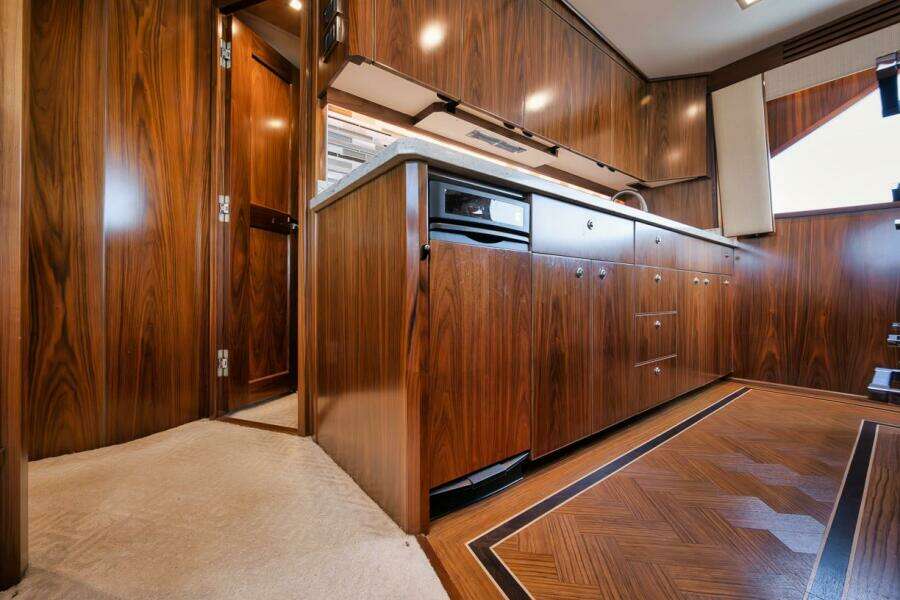 Viking 68 JO-LI - Interior Galley