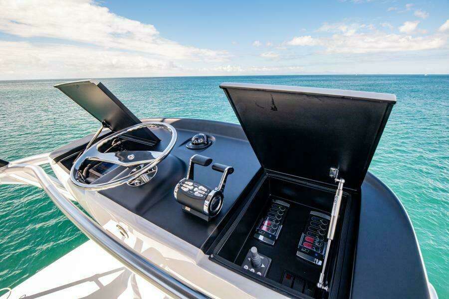 2023 Viking 64 Convertible