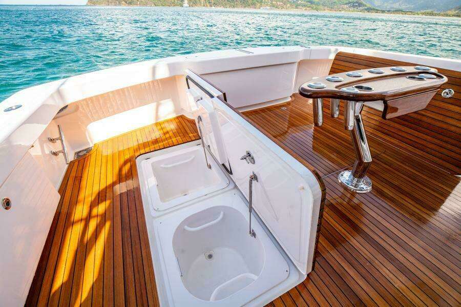 2023 Viking 64 Convertible