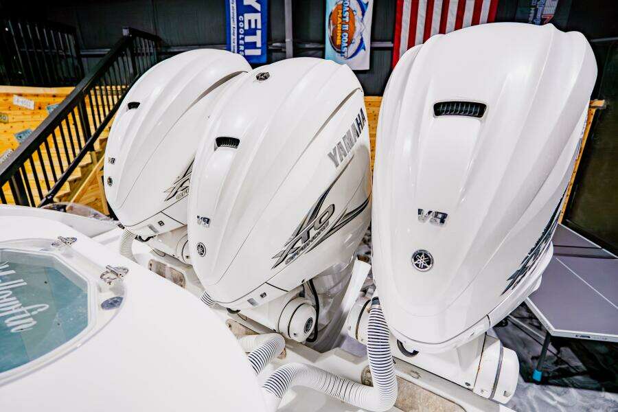 2012 Yellowfin 39 Offshore