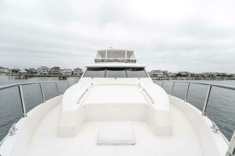 2008 Hampton 630 Pilothouse
