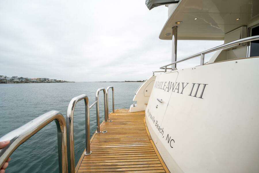 2008 Hampton 630 Pilothouse