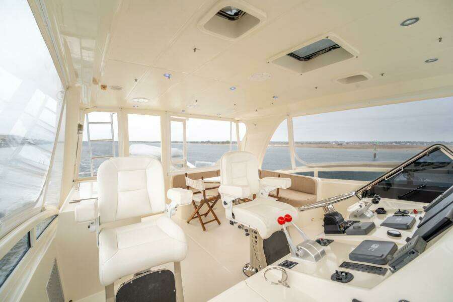 2008 Hampton 630 Pilothouse