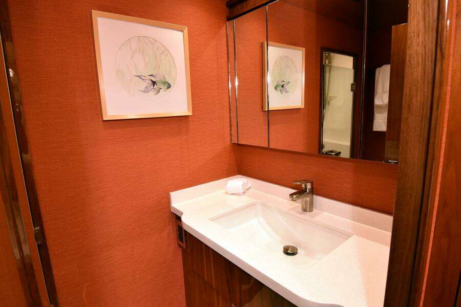 2019 Viking 80 Skybridge - PARTY OF FIVE