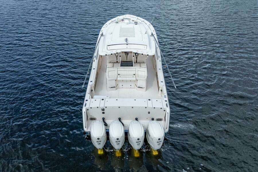 Grady White 45 Pura Vida - Exterior Profile